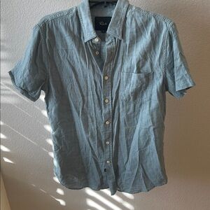 Rails Blue Men's Fairfax  Shirt EUC